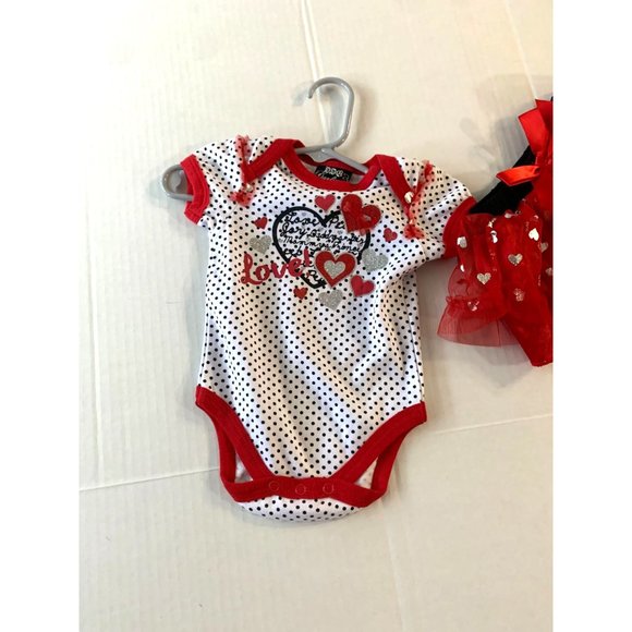 New DDG Darlings Girls Infant Baby 0 3 months 2 piece set outfit Bodysuit pants - Picture 3 of 4